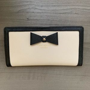 Kate Spade Hazel Court Bow Stacy Wallet